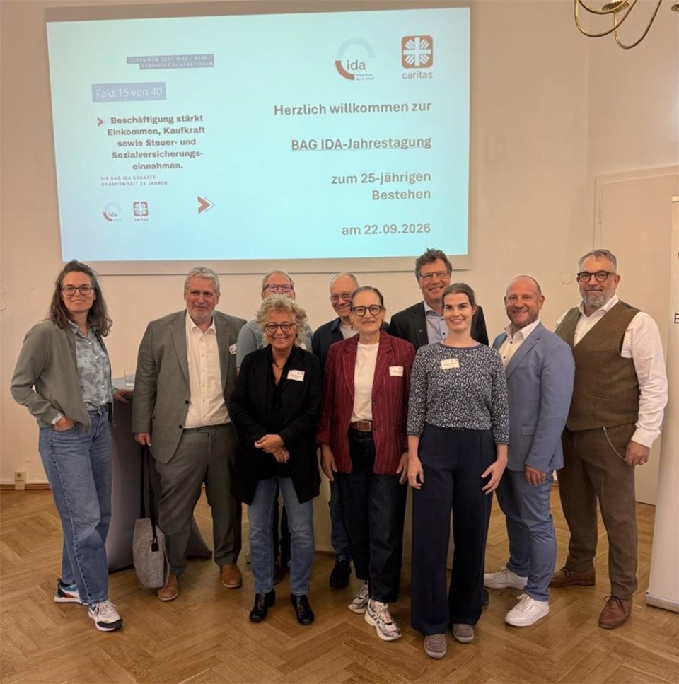 Das Foto zeigt die Delegation aus Baden-Württemberg mit Rainer Leweling, Vorstand des Caritasverbandes für den Landkreis Emmendingen.